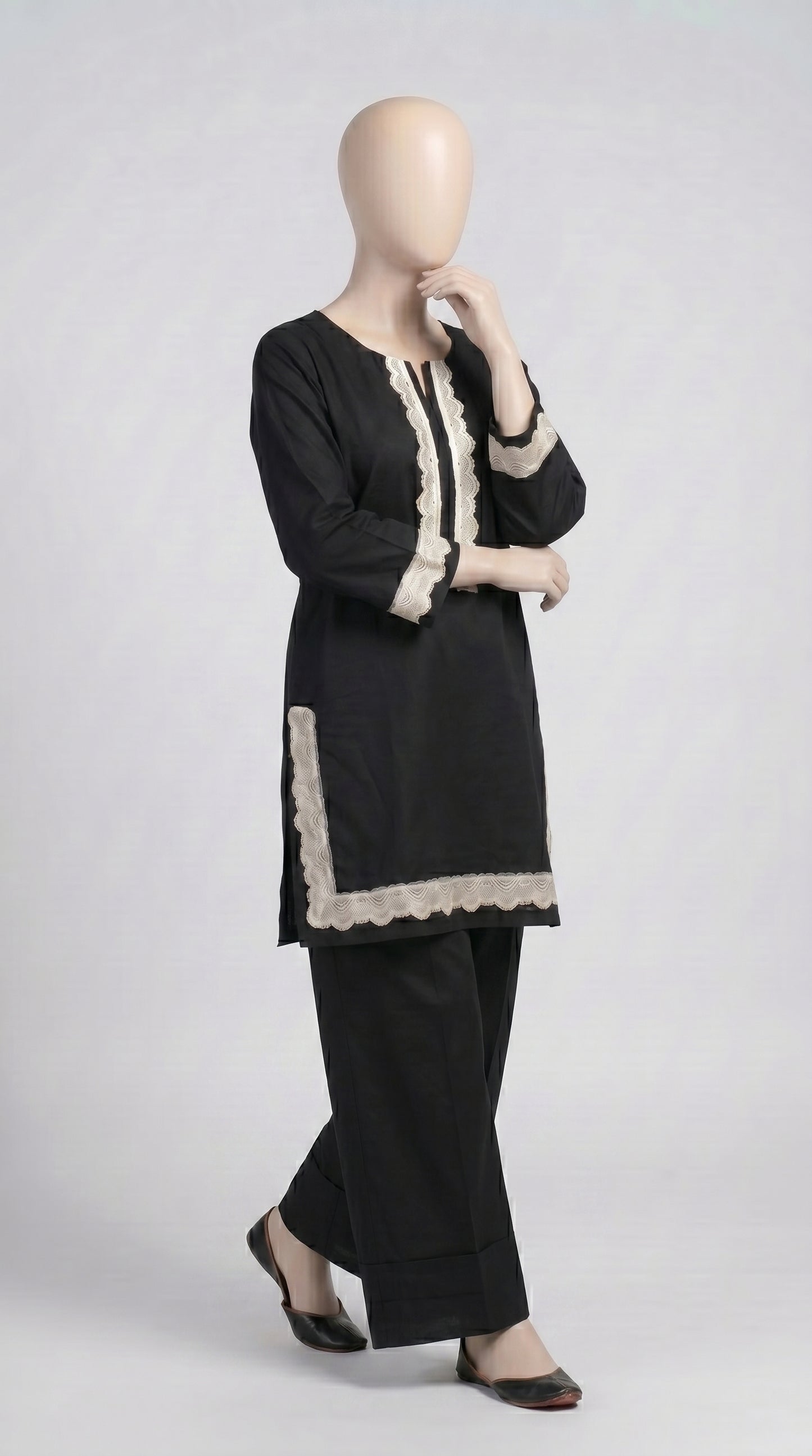 Black & Ivory Lace Trim Lawn Set — view 4