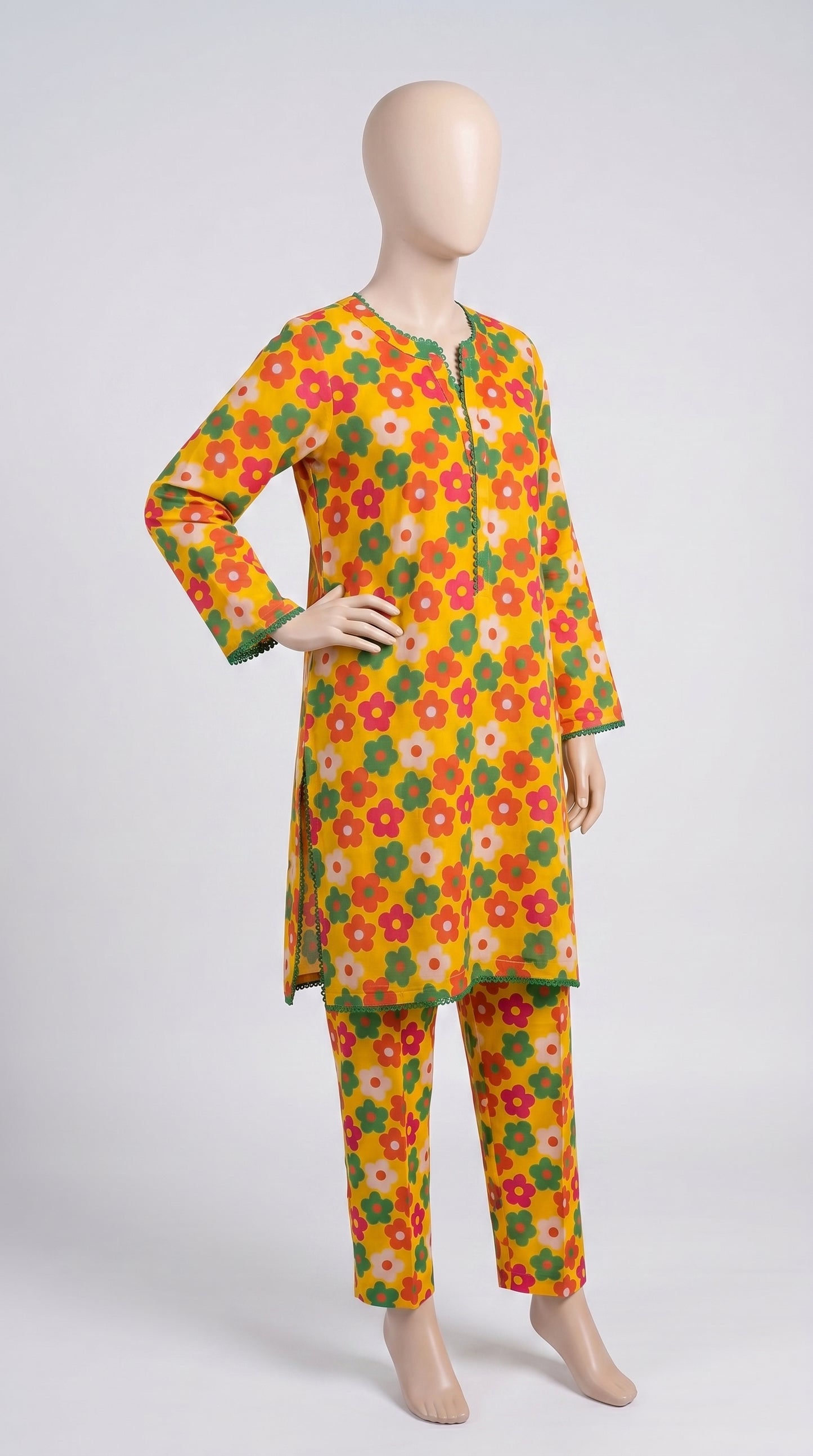 Marigold Retro Daisy Print Co-ord — view 3